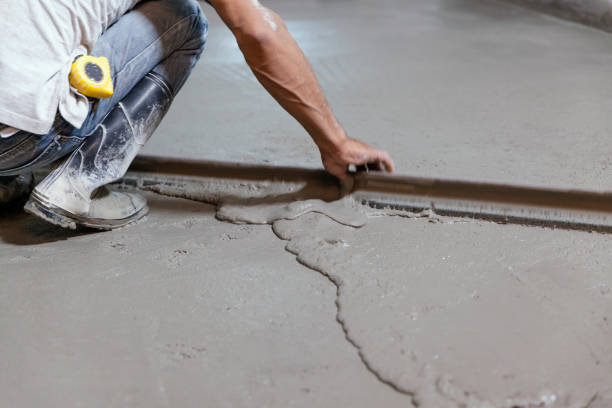 Best Concrete Pool Decks in Country Knolls, NY