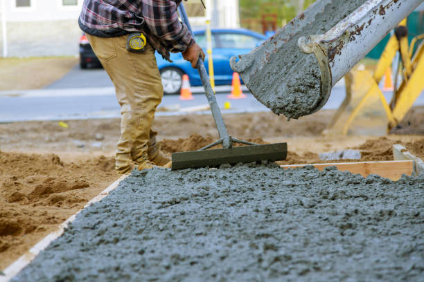 Best Concrete Driveway Installation in Country Knolls, NY